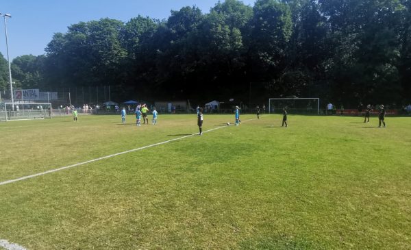 Eintracht Frankfurt – UFK Futbol Academy